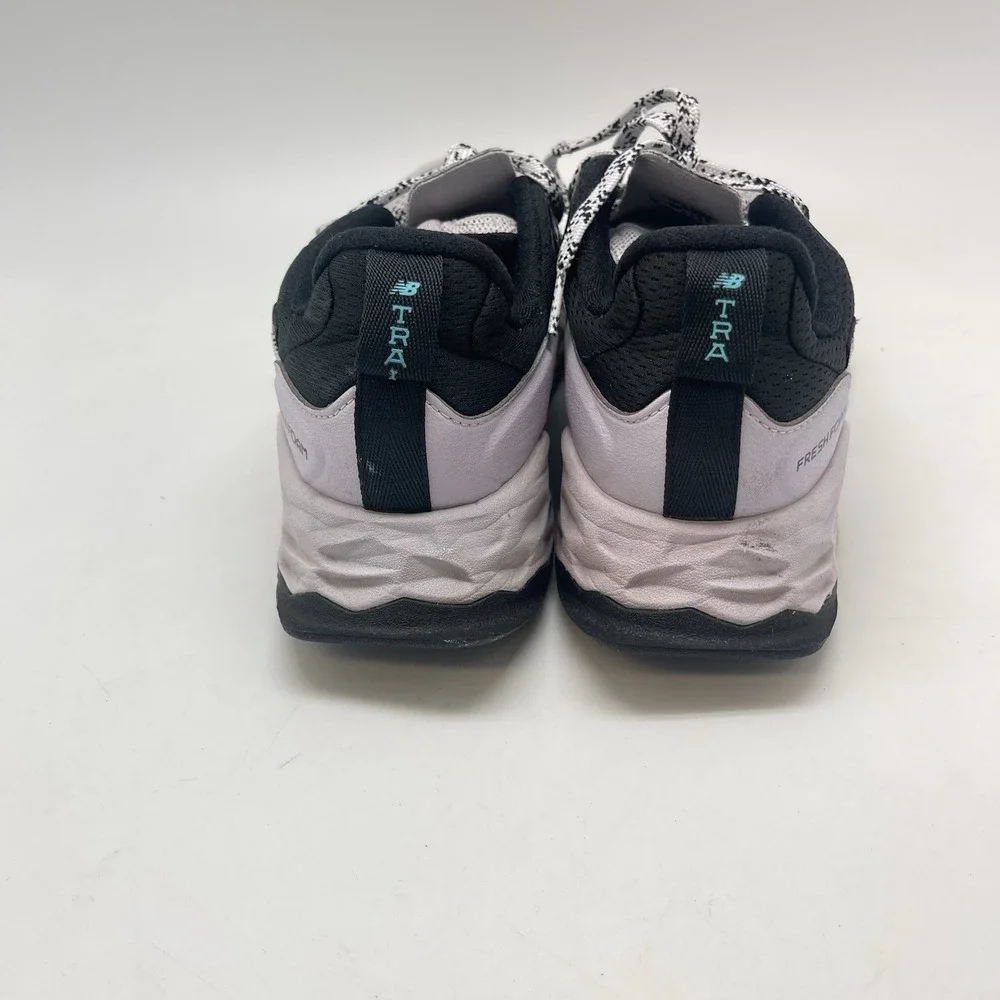 New Balance Sneakers Womens 9 Fresh Foam Hierro V5 GTX WTHIERX5 Purple Running